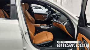BMW 3-Series 320i M Sport 2025 года из Южной Кореи