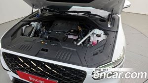 Genesis GV70 2.5T Бензин 2WD 2025 года из Южной Кореи
