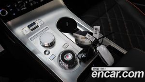 Genesis GV70 2.5T Бензин 2WD 2025 года из Южной Кореи