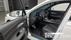 Genesis GV70 2.5T Бензин 2WD 2025 года из Южной Кореи