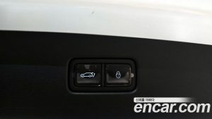 Genesis GV70 2.5T Бензин 2WD 2025 года из Южной Кореи