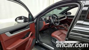Porsche Cayenne 3.0 Coupe 2024 года из Южной Кореи