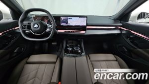 BMW 5-Series 520i 2026 года из Южной Кореи