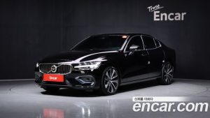 Volvo S60 B5 ULTIMATE Bright 2023 года из Южной Кореи