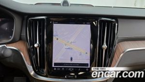 Volvo S60 B5 ULTIMATE Bright 2023 года из Южной Кореи