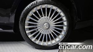 Mercedes-Benz GLS-Class Maybach GLS600 4MATIC MANUFAKTUR 2023 года из Южной Кореи