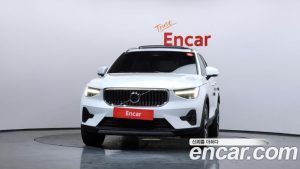 Volvo XC40 B4 ULTIMATE Bright 2023 года из Южной Кореи