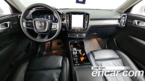 Volvo XC40 B4 ULTIMATE Bright 2023 года из Южной Кореи