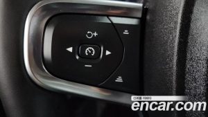 Volvo XC40 B4 ULTIMATE Bright 2023 года из Южной Кореи