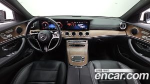 Mercedes-Benz E-Class E250 Exclusive 2023 года из Южной Кореи