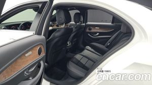 Mercedes-Benz E-Class E250 Exclusive 2023 года из Южной Кореи