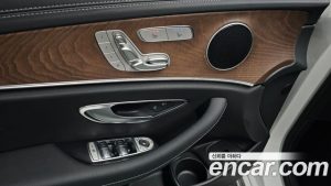Mercedes-Benz E-Class E250 Exclusive 2023 года из Южной Кореи