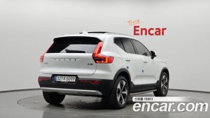 Volvo XC40 B4 ULTIMATE Bright 2023 года из Южной Кореи