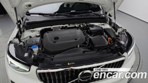 Volvo XC40 B4 ULTIMATE Bright 2023 года из Южной Кореи