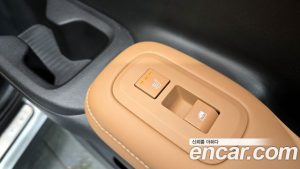 Hyundai Santafe HEV 1.6 2WD 2024 года из Южной Кореи