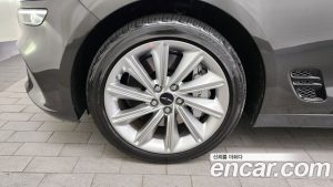 Genesis G70 Бензин 2.5T 2WD 2025 года из Южной Кореи