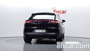 Porsche Cayenne 3.0 Coupe 2022 года из Южной Кореи