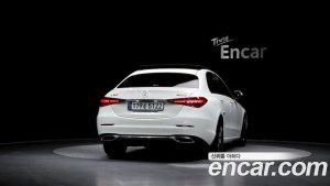 Mercedes-Benz C-Class C300 4MATIC Avantgarde 2024 года из Южной Кореи