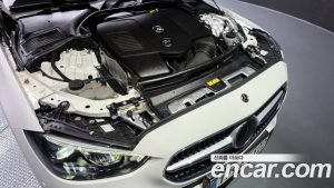 Mercedes-Benz C-Class C300 4MATIC Avantgarde 2024 года из Южной Кореи