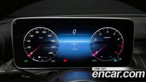 Mercedes-Benz C-Class C300 4MATIC Avantgarde 2024 года из Южной Кореи