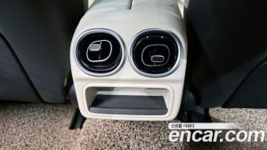 Mercedes-Benz C-Class C300 4MATIC Avantgarde 2024 года из Южной Кореи