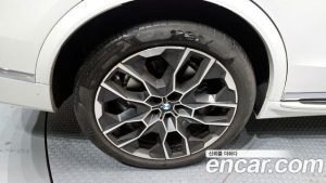 BMW X7 xDrive 40d M Sport 7-Seater 2025 года из Южной Кореи