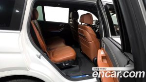 BMW X7 xDrive 40d M Sport 7-Seater 2025 года из Южной Кореи