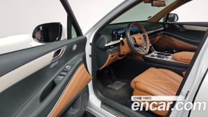 Genesis GV80 2.5T Бензин AWD 2024 года из Южной Кореи