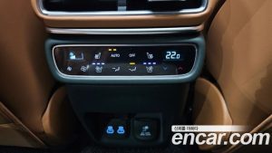 Genesis GV80 2.5T Бензин AWD 2024 года из Южной Кореи