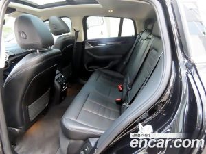 BMW X4 xDrive20i xLine 2023 года из Южной Кореи