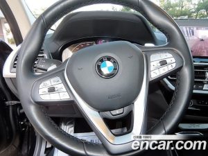 BMW X4 xDrive20i xLine 2023 года из Южной Кореи