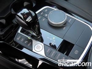 BMW X4 xDrive20i xLine 2023 года из Южной Кореи
