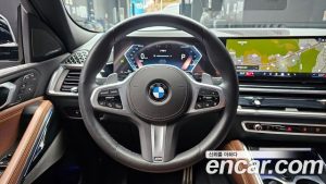 BMW X6 xDrive40i M Sport 2025 года из Южной Кореи