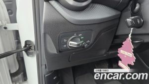 Audi Q2 35 TDI Premium 2023 года из Южной Кореи