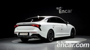 Kia K5 2.0 2024 года из Южной Кореи