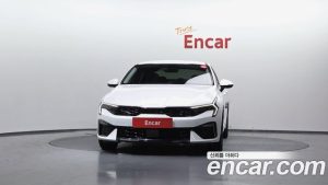 Kia K5 2.0 2024 года из Южной Кореи