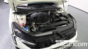 Kia K5 2.0 2024 года из Южной Кореи