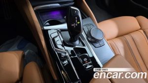 BMW 5-Series 520i M Sport 2023 года из Южной Кореи