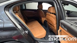BMW 5-Series 520i M Sport 2023 года из Южной Кореи