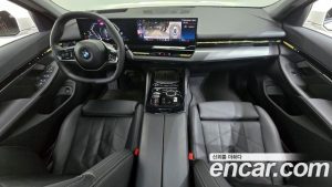 BMW 5-Series 520i 2024 года из Южной Кореи