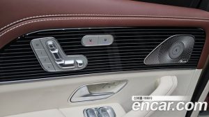 Mercedes-Benz GLS-Class Maybach GLS600 4MATIC MANUFAKTUR 2024 года из Южной Кореи