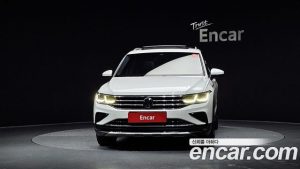 Volkswagen Tiguan 2.0 TDI Prestige 2022 года из Южной Кореи