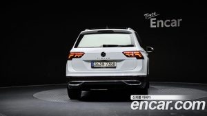 Volkswagen Tiguan 2.0 TDI Prestige 2022 года из Южной Кореи