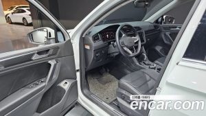 Volkswagen Tiguan 2.0 TDI Prestige 2022 года из Южной Кореи