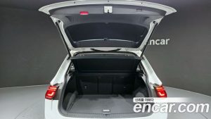 Volkswagen Tiguan 2.0 TDI Prestige 2022 года из Южной Кореи