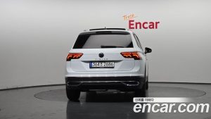 Volkswagen Tiguan 2.0 TDI Prestige 2023 года из Южной Кореи
