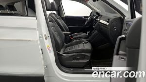 Volkswagen Tiguan 2.0 TDI Prestige 2023 года из Южной Кореи