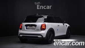 Mini Cooper CLASSIC Plus 2024 года из Южной Кореи