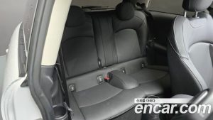 Mini Cooper CLASSIC Plus 2024 года из Южной Кореи