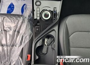 Kia Niro Prestige 2024 года из Южной Кореи